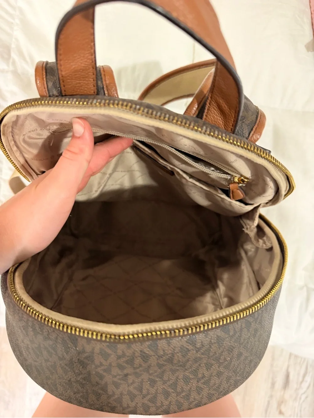 Full size NWT Michael kors bookbag